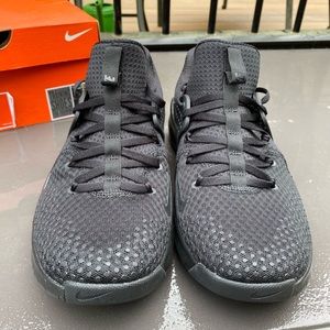 Men's Nike Free TR V8 Sneakers